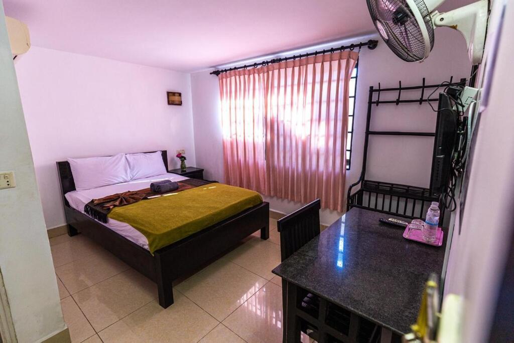 Central Backpacker Siem Reap Exterior foto